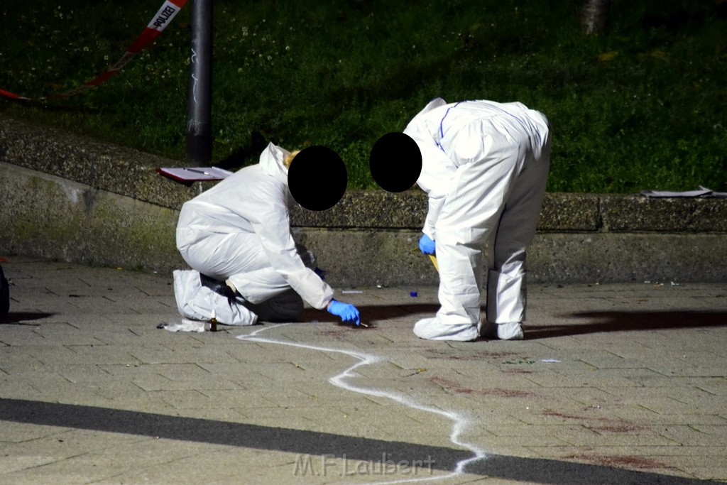 Einsatz BF Messerstecherei Koeln Neustadt Nord Eberplatz Platzmitte P158.JPG - Miklos Laubert